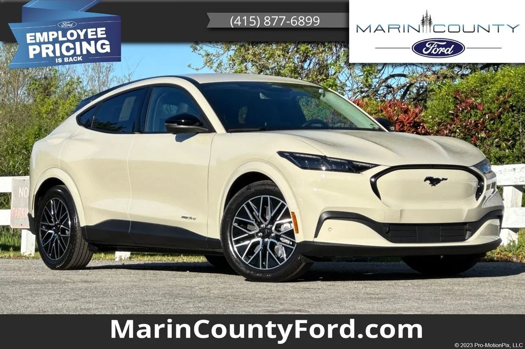 2026 Ford Mustang-Mach-e Premium's photo