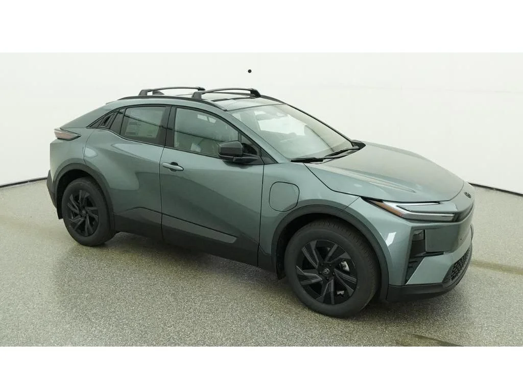New 2026 Overcast Toyota SE image 34