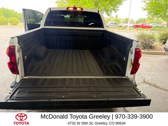 Used 2020 White Toyota SR5 image 13