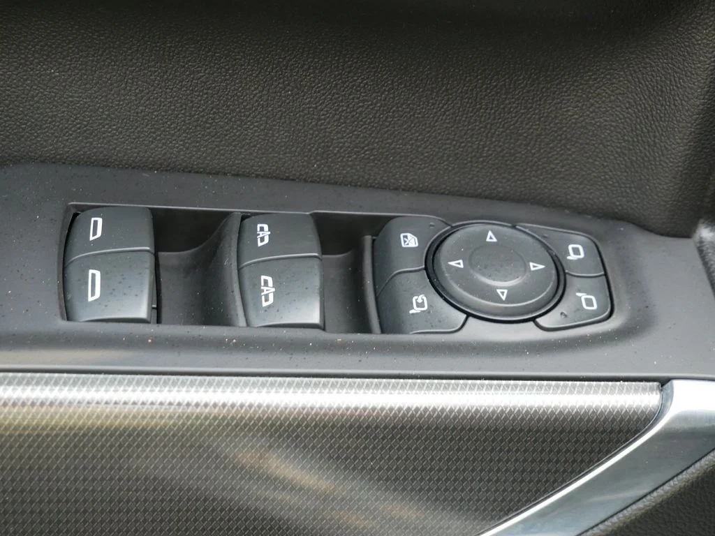 Certified Used 2020 White GMC AT4 image 17