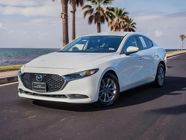 Certified Used 2022 White Mazda 2.5 S image 3