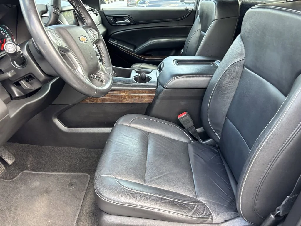 Used 2018 SILVER ICE METALLIC Chevrolet LT image 16