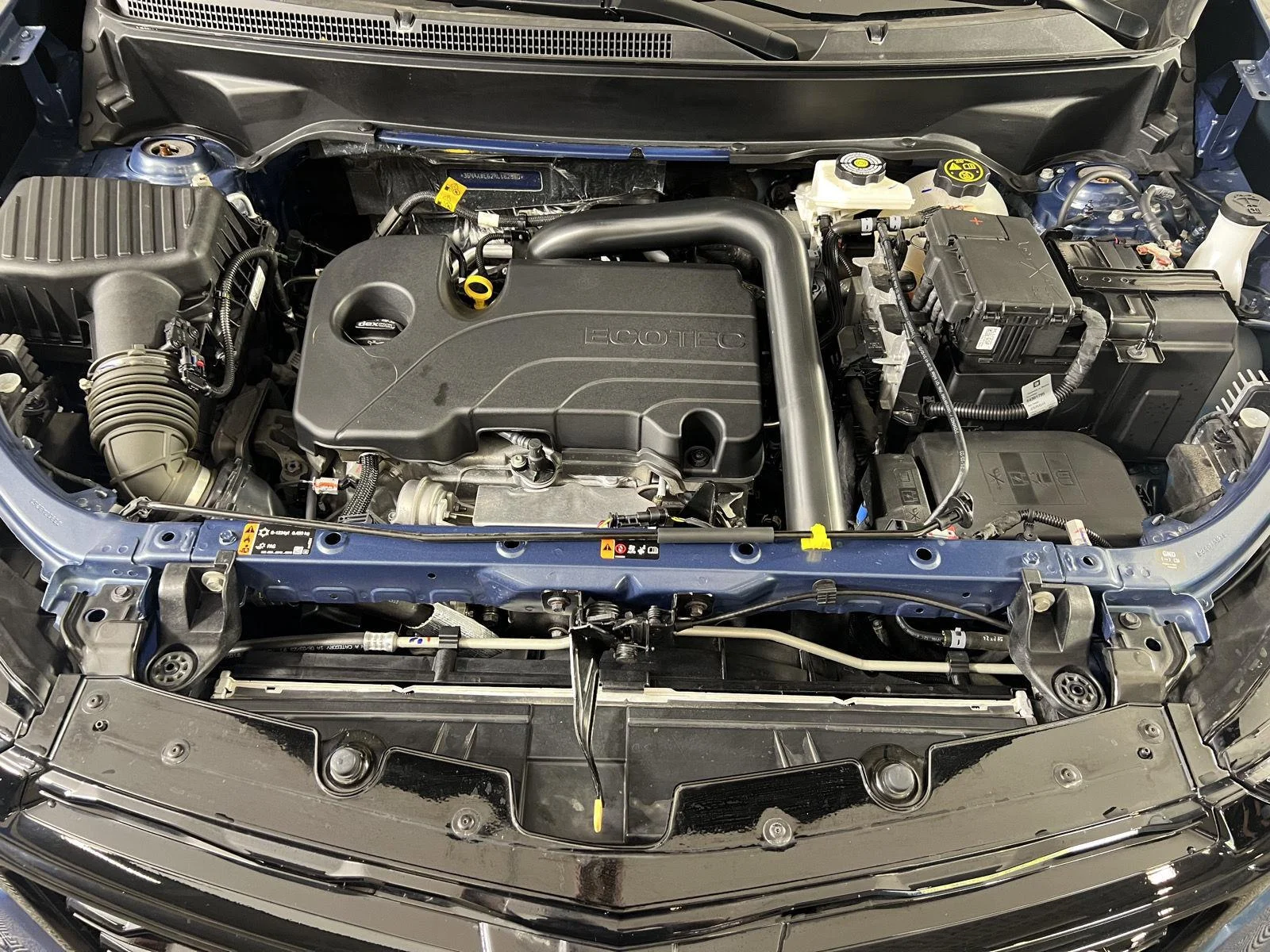 Used 2024 Lakeshore Blue Metallic Chevrolet RS image 30