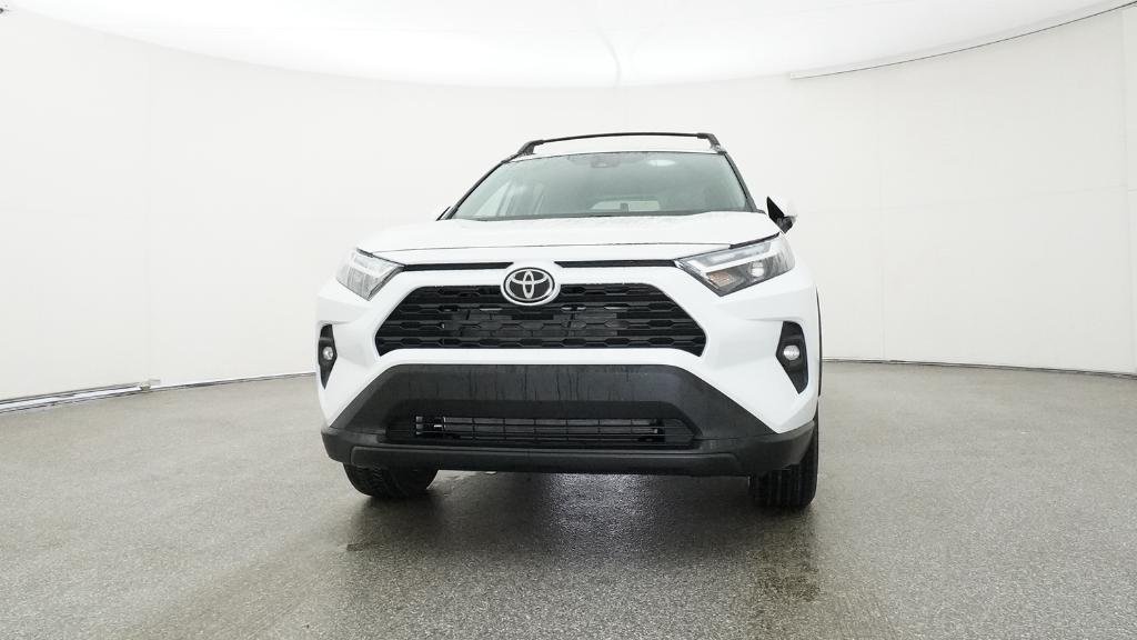 Certified Used 2025 Pearl Toyota XLE Premium image 50
