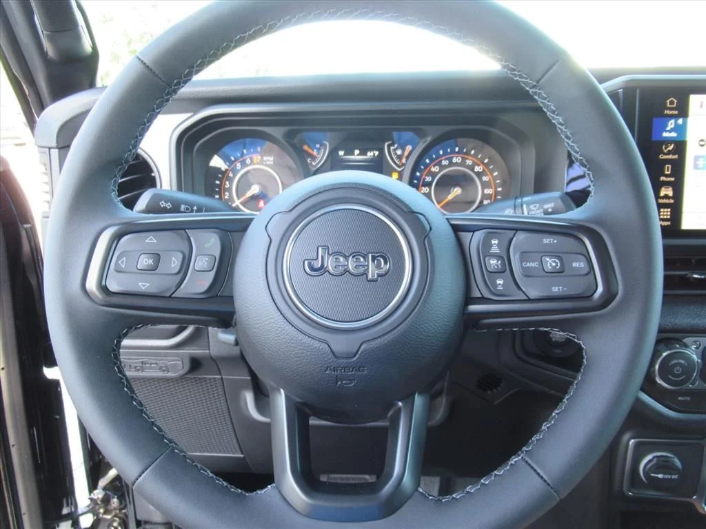 New 2026 Black Clear-Coat Exterior Paint Jeep Sport S image 21