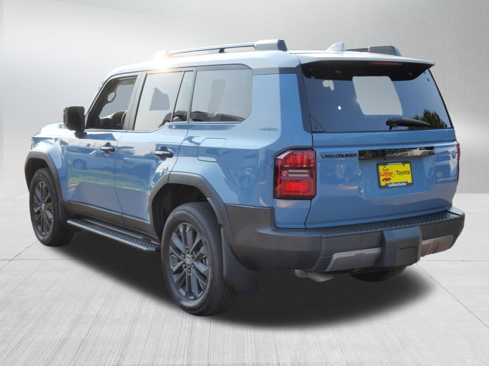 Certified Used 2025 Heritage Blue/Gray Scape Toyota  image 6