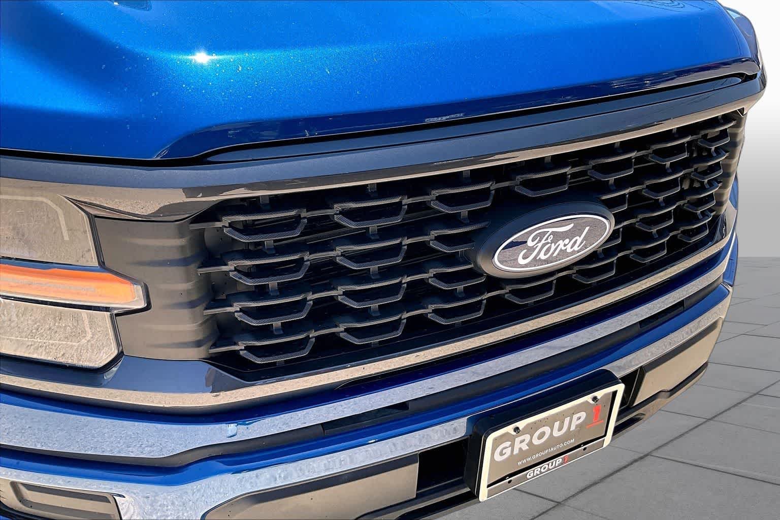 Used 2025 Atlas Blue Metallic Ford STX image 28