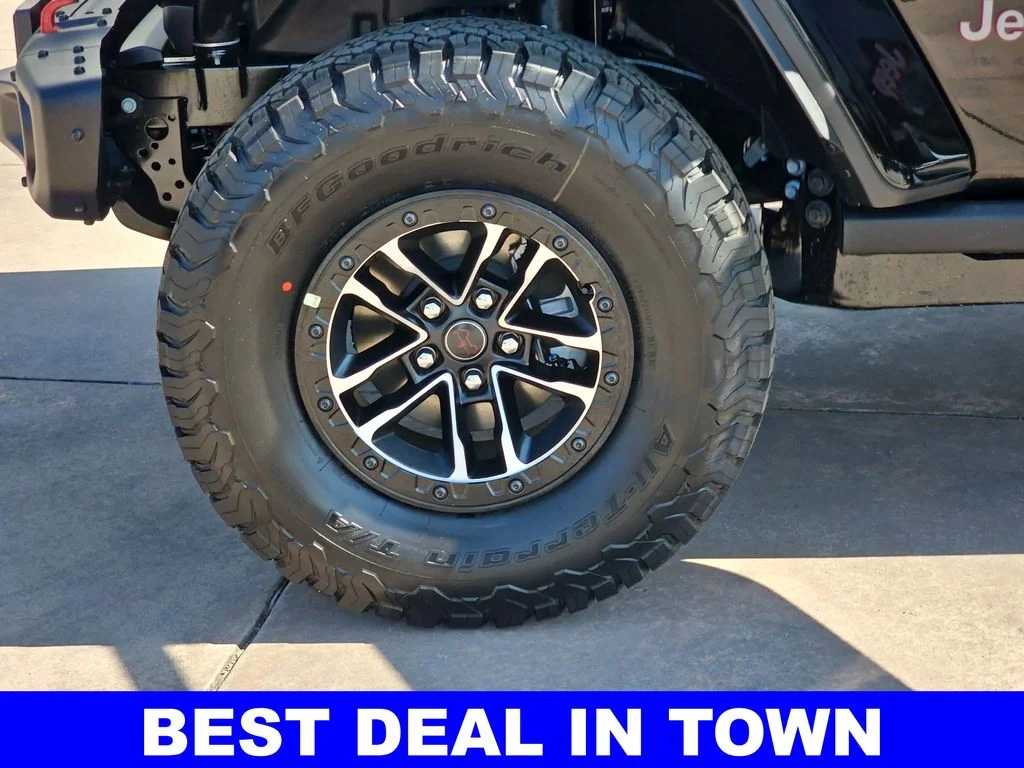 New 2026 Black Clear-Coat Exterior Paint Jeep Rubicon X image 23