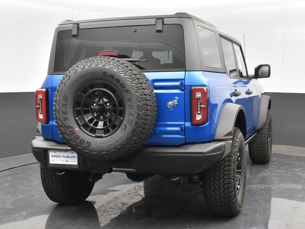 New 2026 Velocity Blue Metallic Ford Badlands® image 18