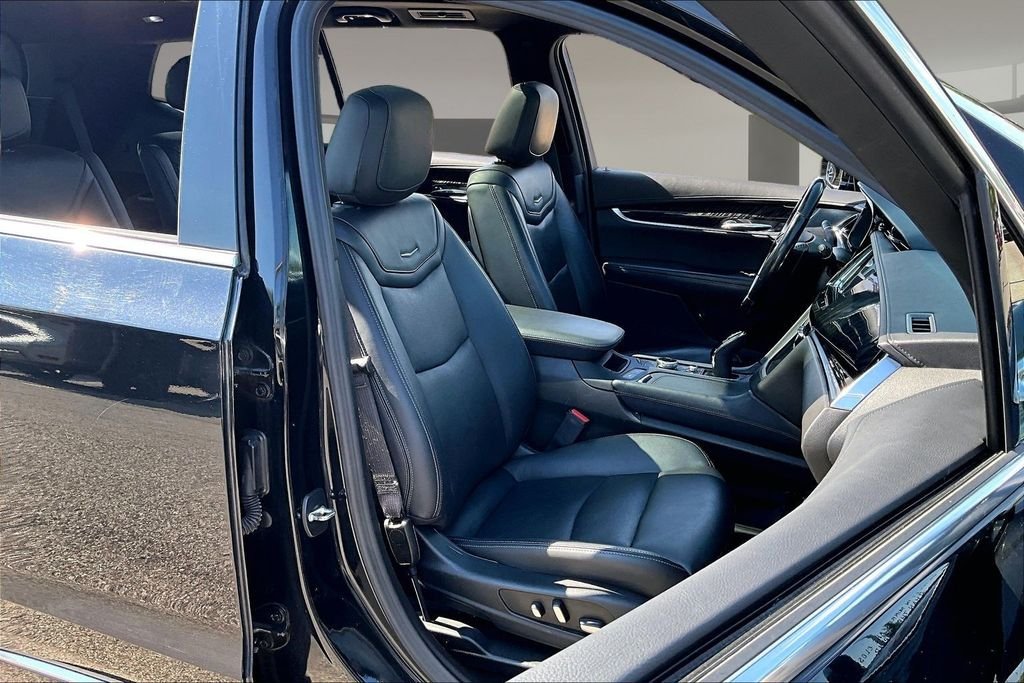 Used 2023 Black Cadillac Premium Luxury image 7