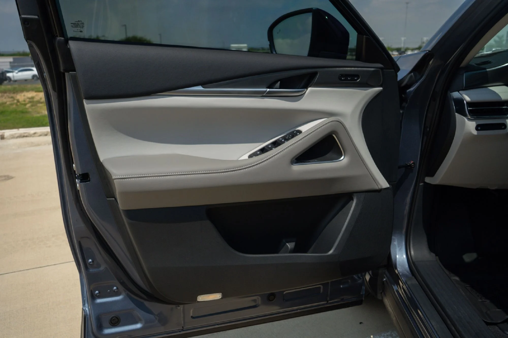 New 2027 Blue INFINITI LUXE image 20