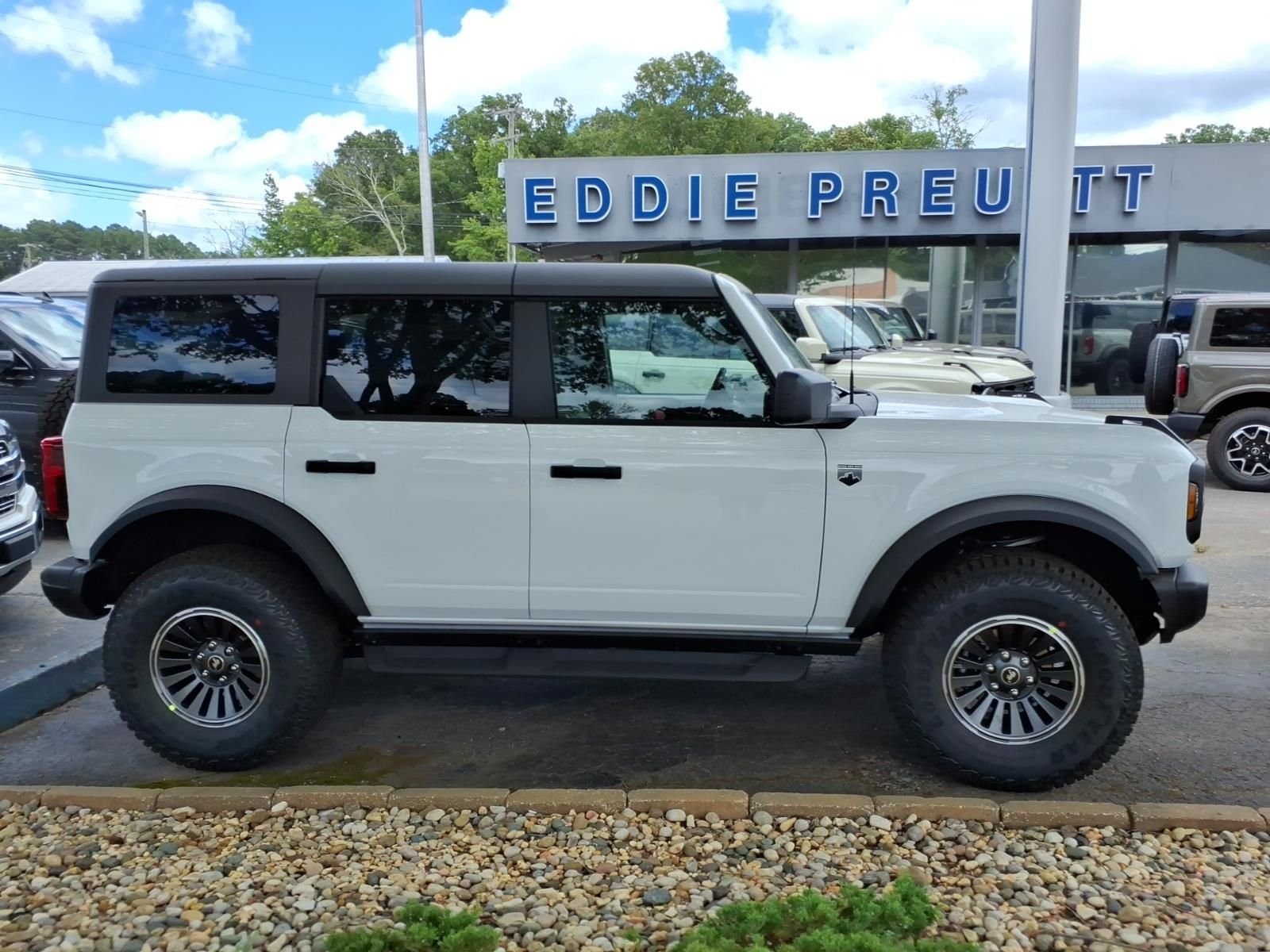 New 2026 Oxford White Ford Big Bend® image 5