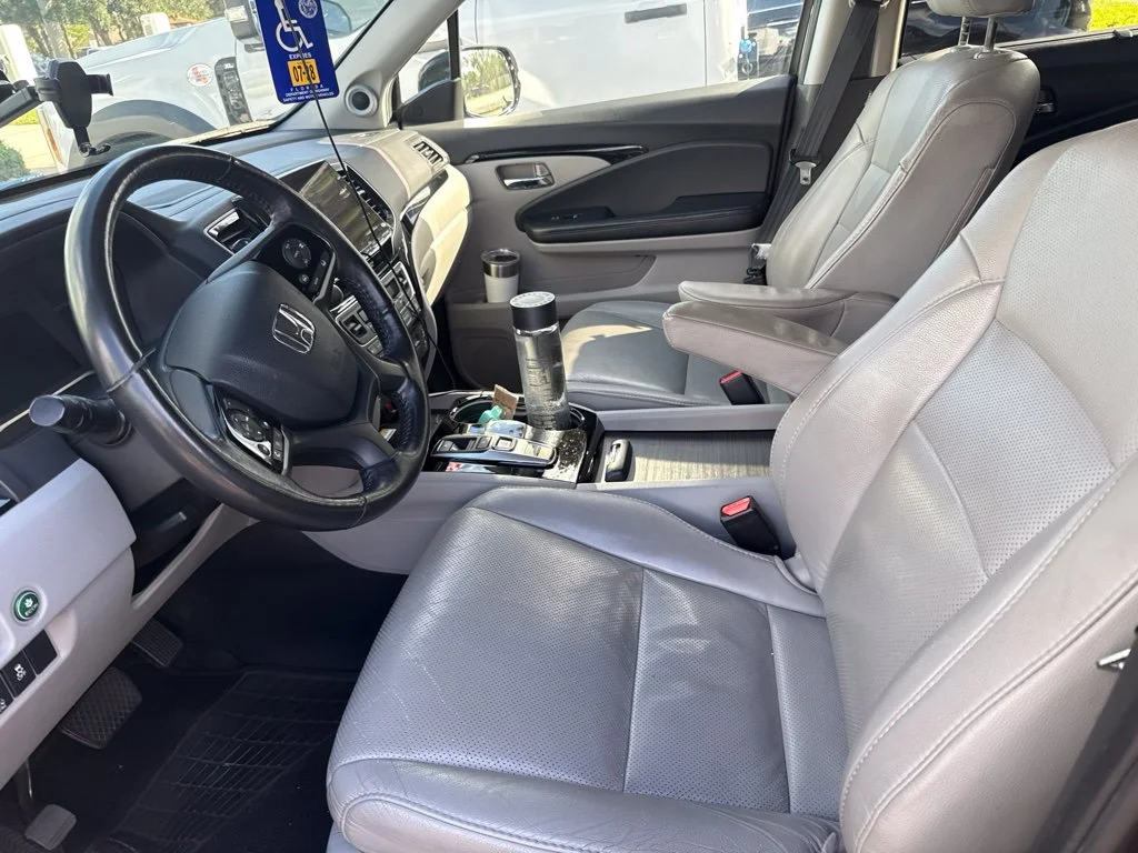 Used 2020 Gray Honda Elite image 10