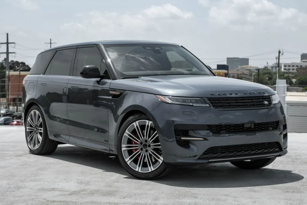 New 2026 Varesine Blue Metallic Land Rover Dynamic SE image 6