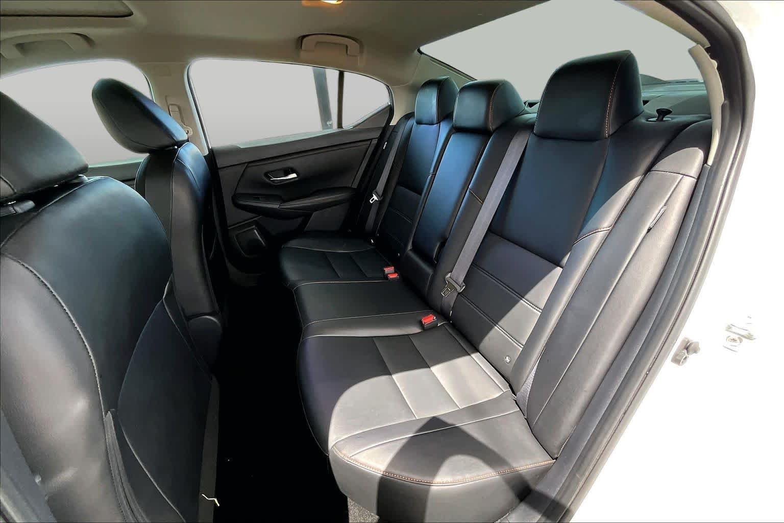 Used 2023 Aspen White Tricoat Nissan SR image 20