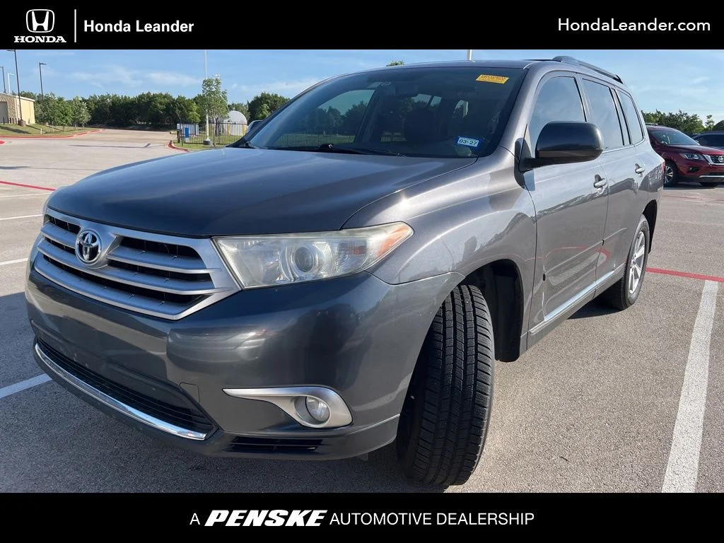 2012 Toyota Highlander SE