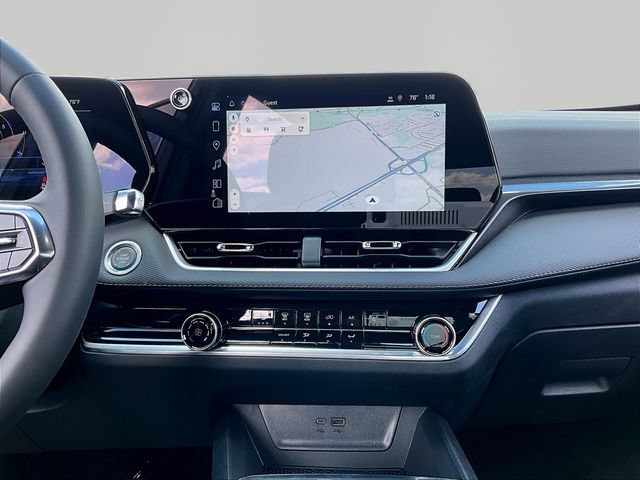 2027 Chevrolet Equinox LT - Photo 12