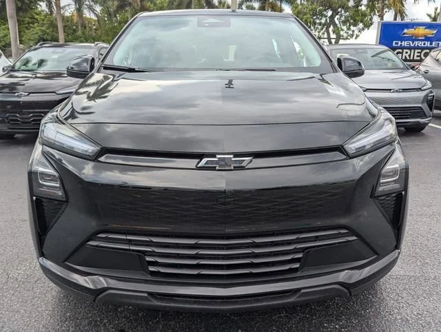 New 2027 Mosaic Black Metallic Chevrolet LT image 2