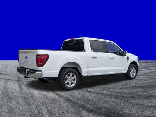 New 2026 Oxford White Ford Lariat® image 4