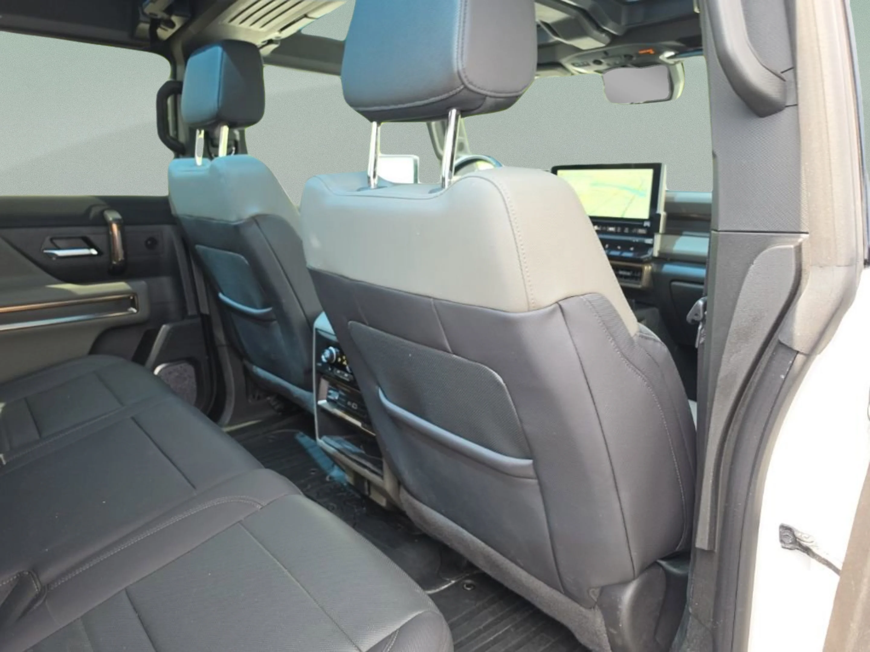 Used 2024 Interstellar White GMC 2X image 31