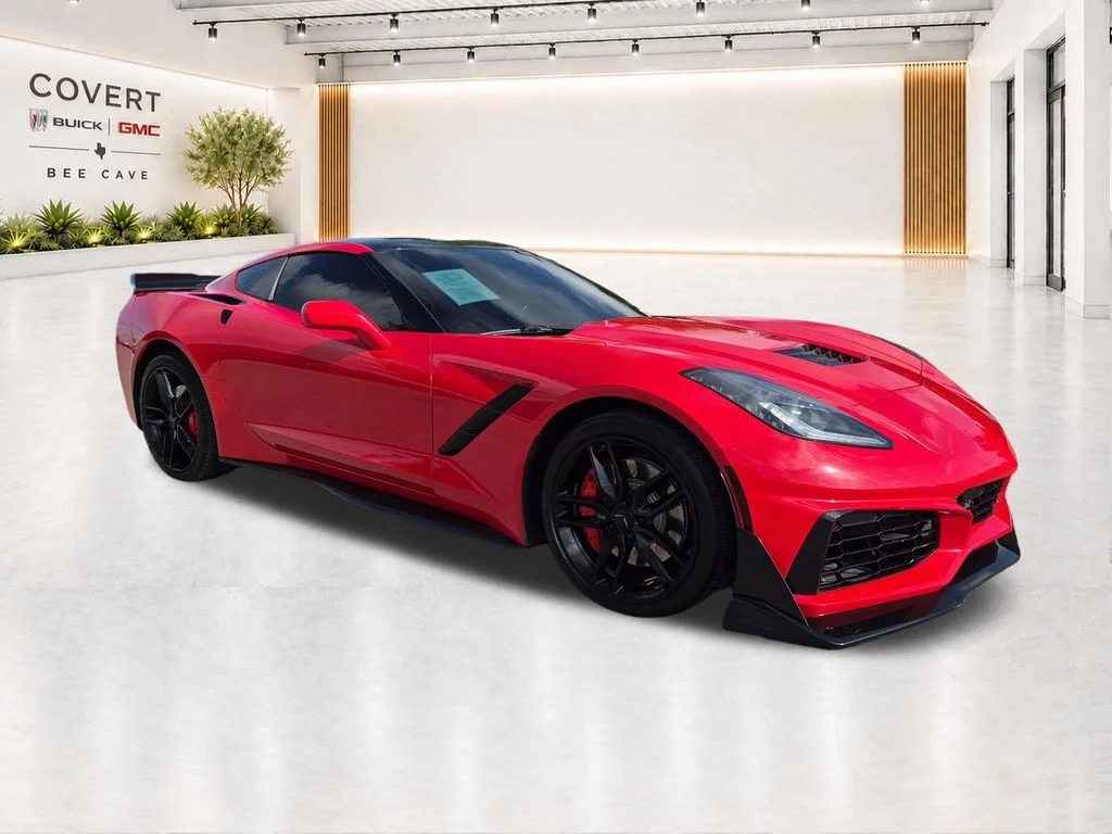 Used 2014 Red Chevrolet Z51 image 1