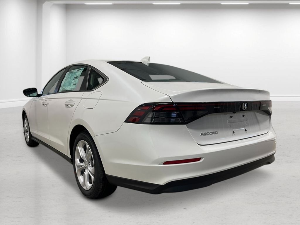 New 2026 Platinum White Pearl Honda LX image 3