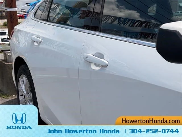Used 2023  Chevrolet LT image 9