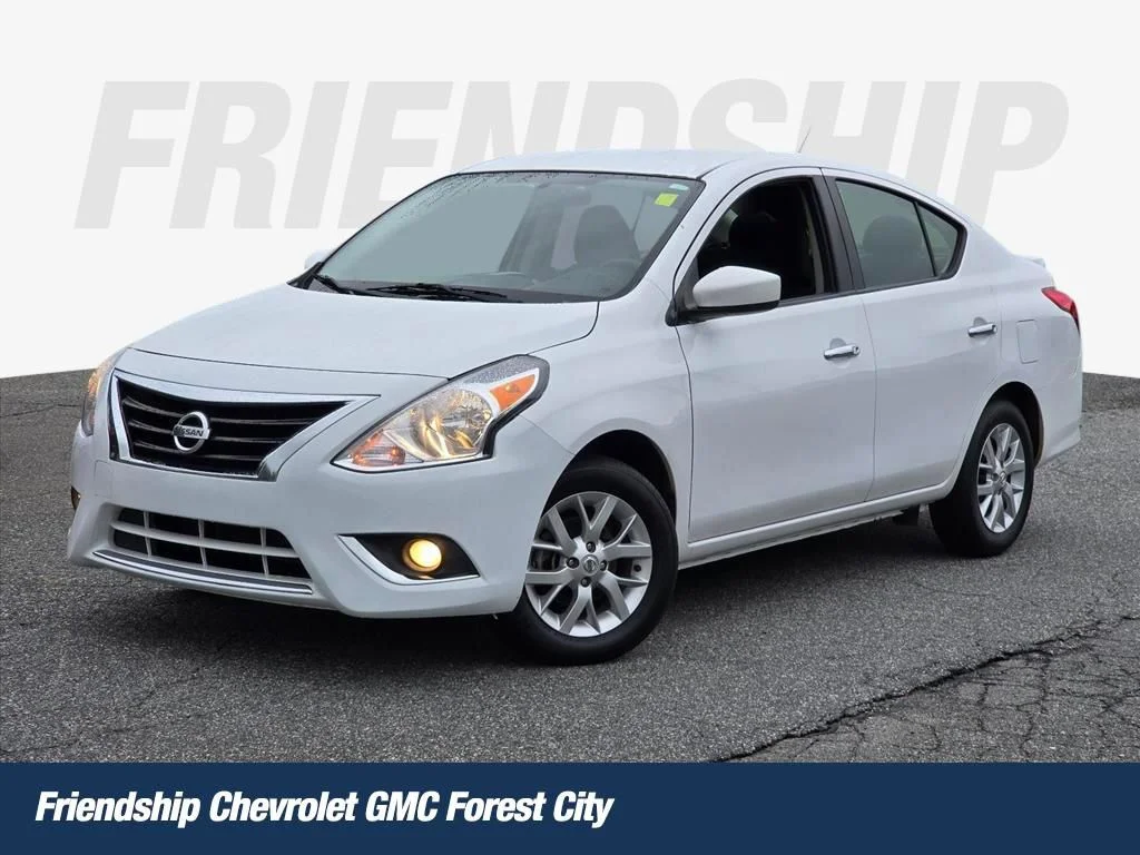 Used 2018 White Nissan 1.6 SV image 1