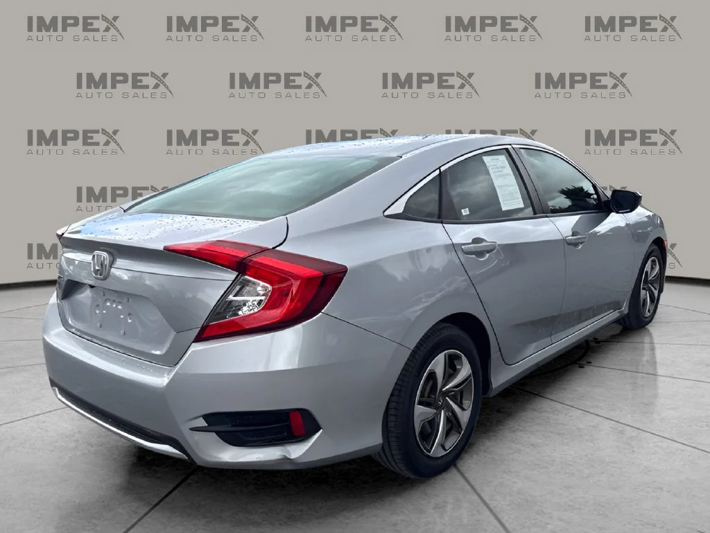Used 2020  Honda LX image 5