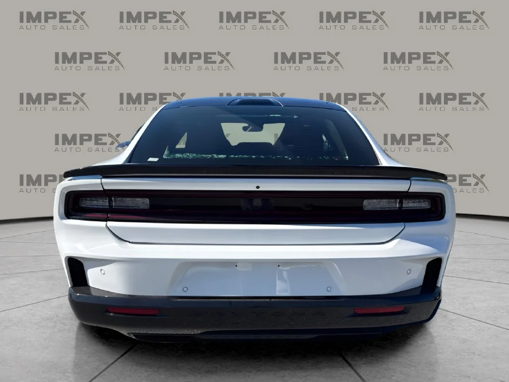 Used 2024 White Dodge R/T Scat Pack image 4
