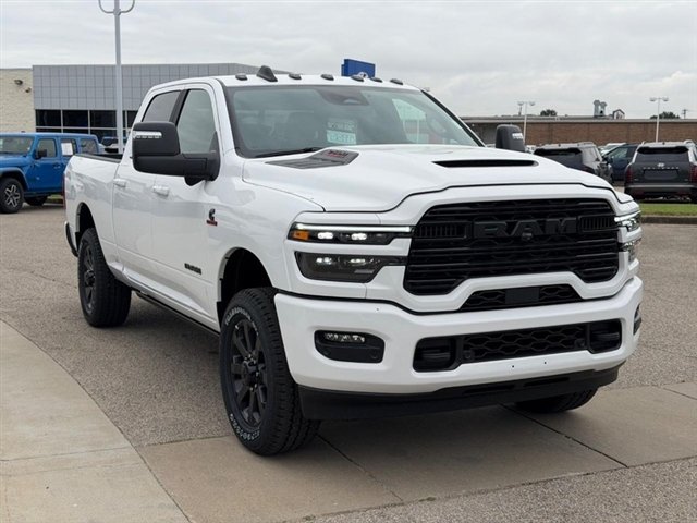 New 2027 Bright White Clear-Coat Exterior Paint RAM Laramie image 3