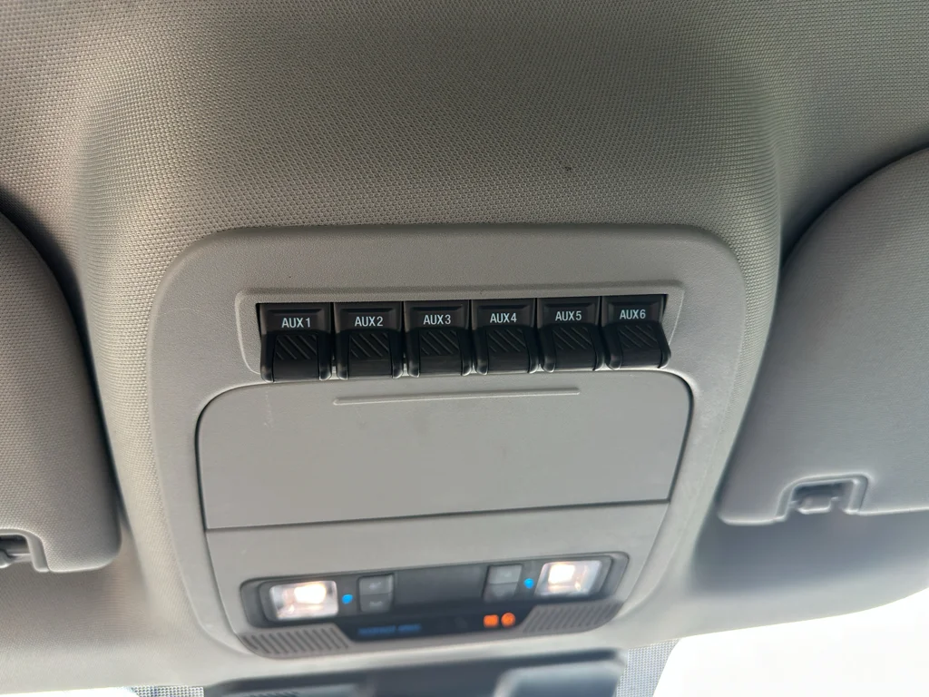 Used 2024 Oxford White Ford XL image 24