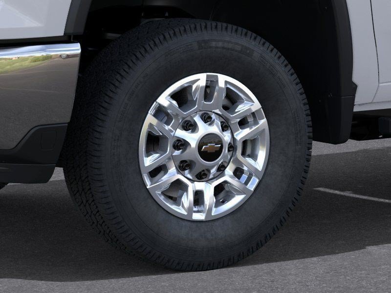 New 2026 Summit White Chevrolet WT image 9