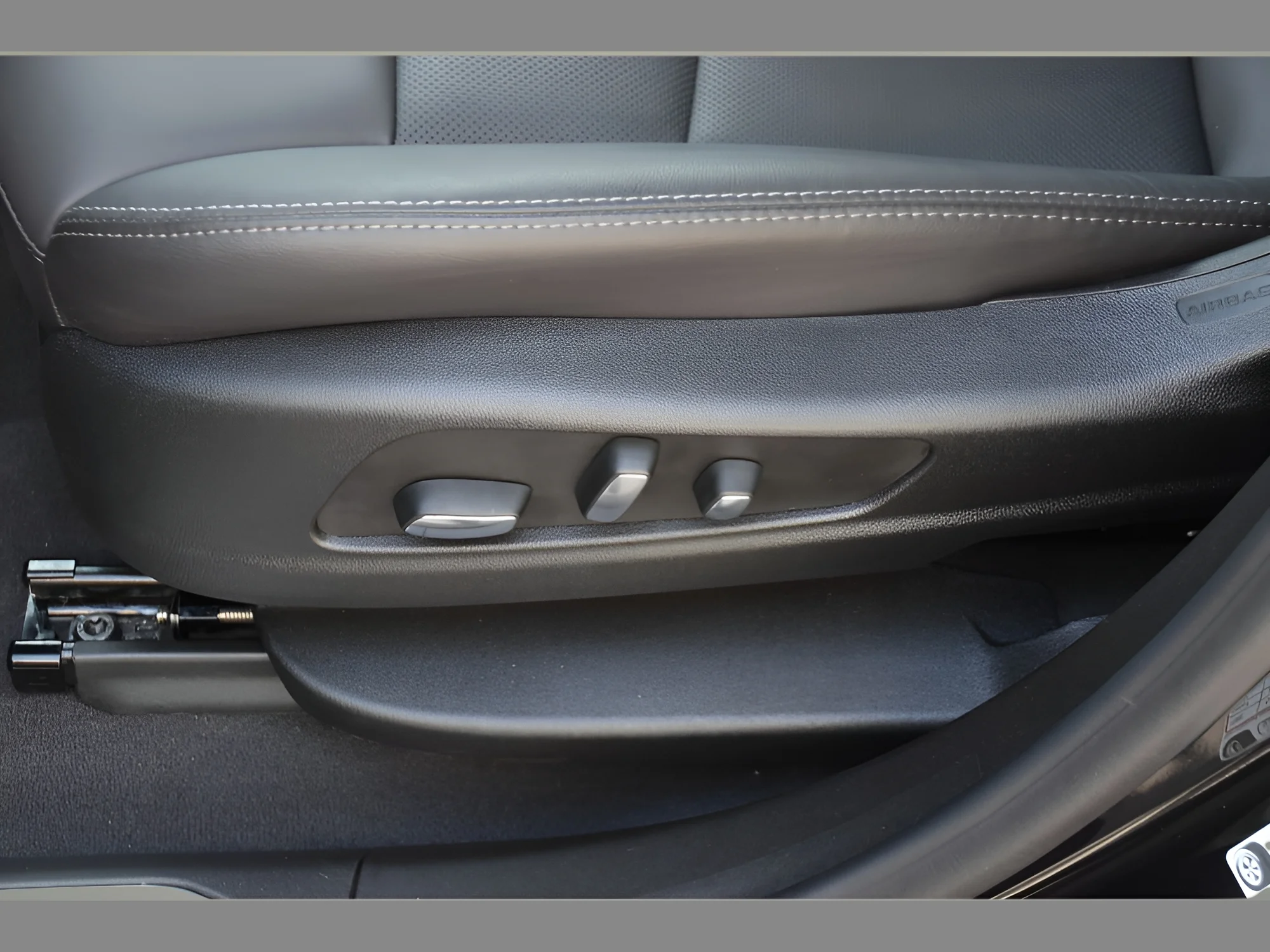 2025 Cadillac XT5 Premium Luxury - Photo 33