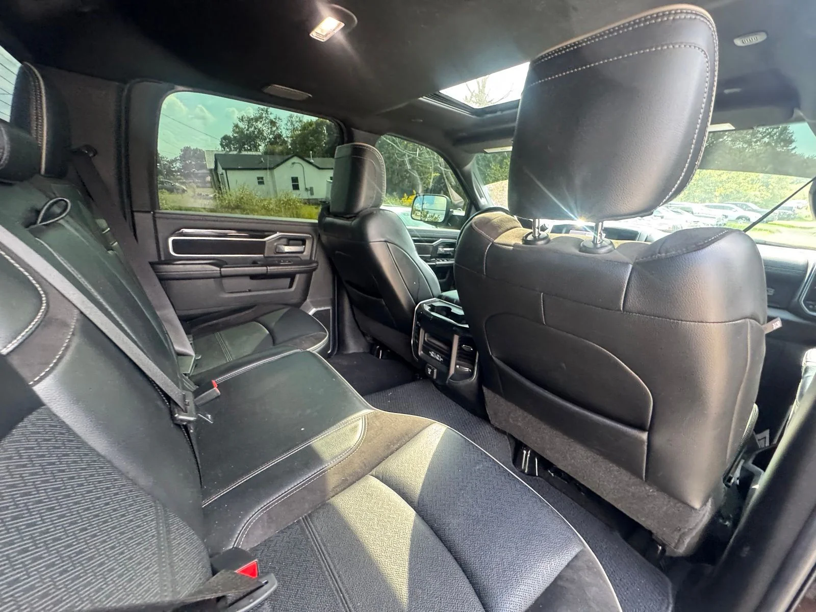 Used 2022 Black Ram Laramie image 33