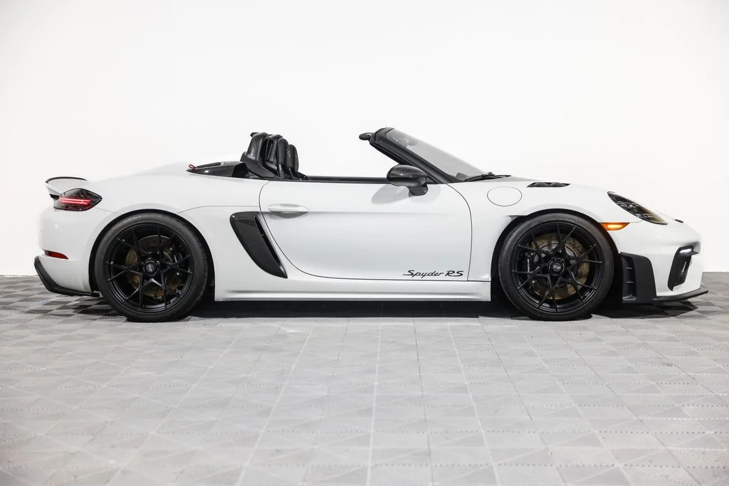 2024 Porsche 718 Spyder RS - Photo 9