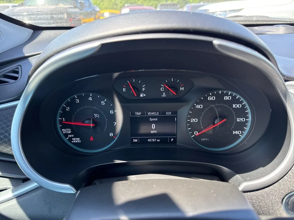 Used 2024 Gray Chevrolet LT image 22