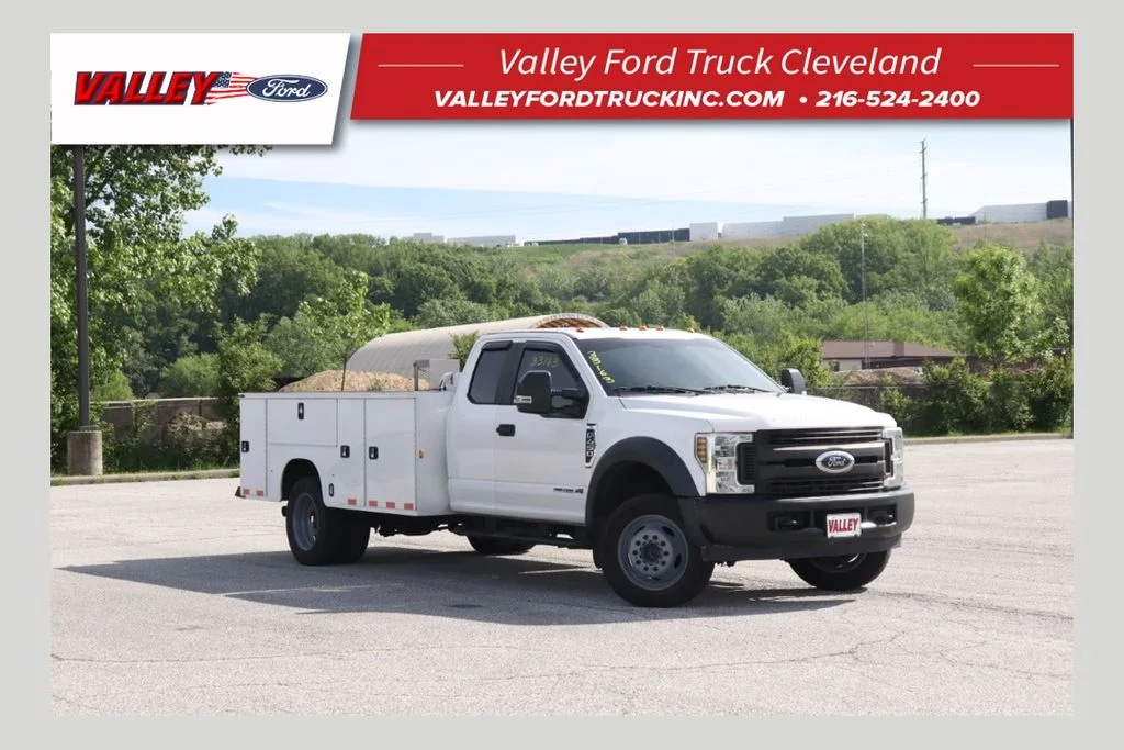 2019 Ford F-450 XL SuperCab 192-In DRW's photo