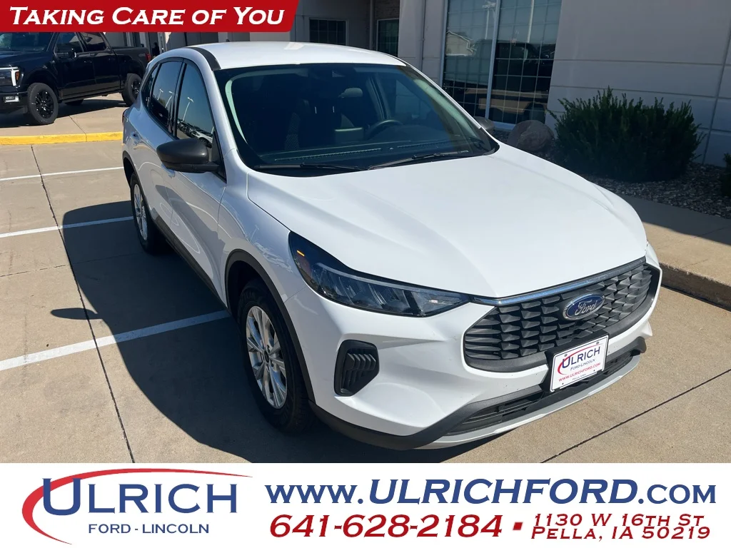 Used 2025 Oxford White Ford Active image 1