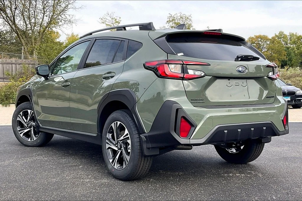 New 2026 ALPINE GREEN Subaru Premium image 3