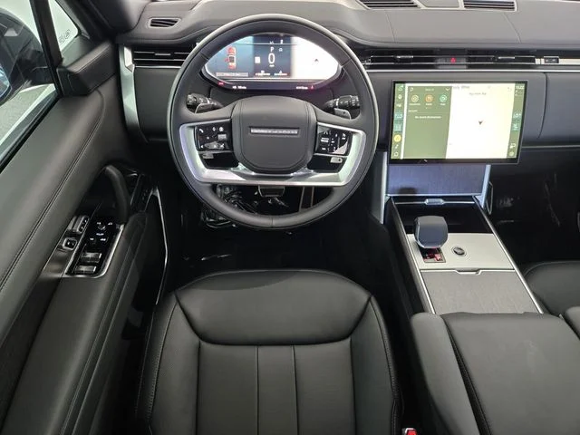 New 2026 Eiger Grey Land Rover SE image 12