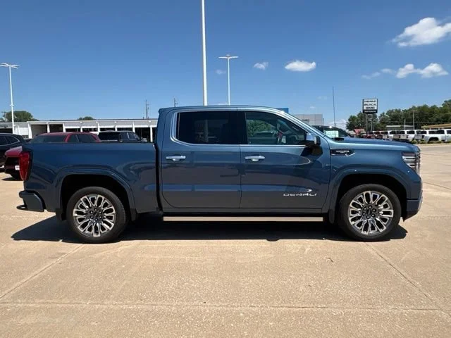 2026 GMC Sierra 1500 Denali Ultimate - Photo 2
