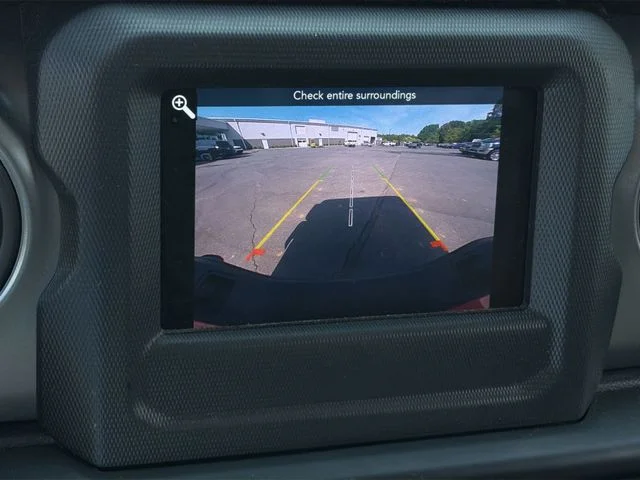 Used 2022 Red Jeep Sport image 15