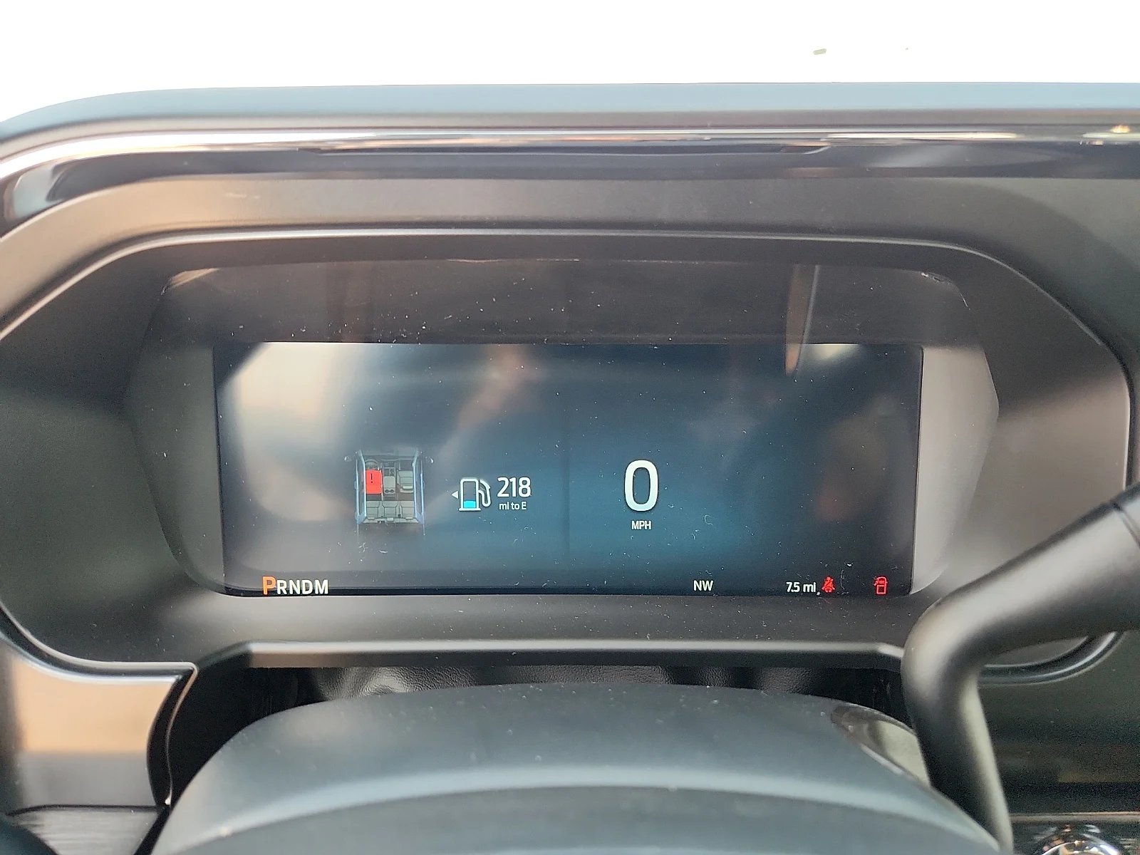 New 2027 Oxford White Ford Lariat image 22