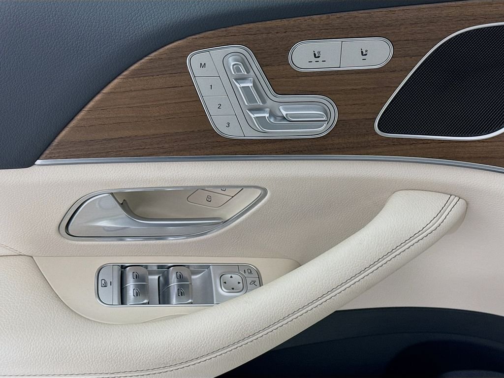 Used 2026 White Mercedes-Benz GLE 350 image 19