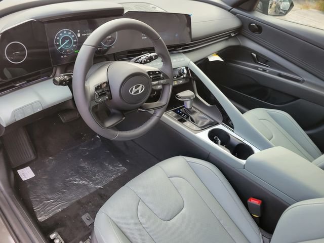 2025 Hyundai Elantra Limited - Photo 50