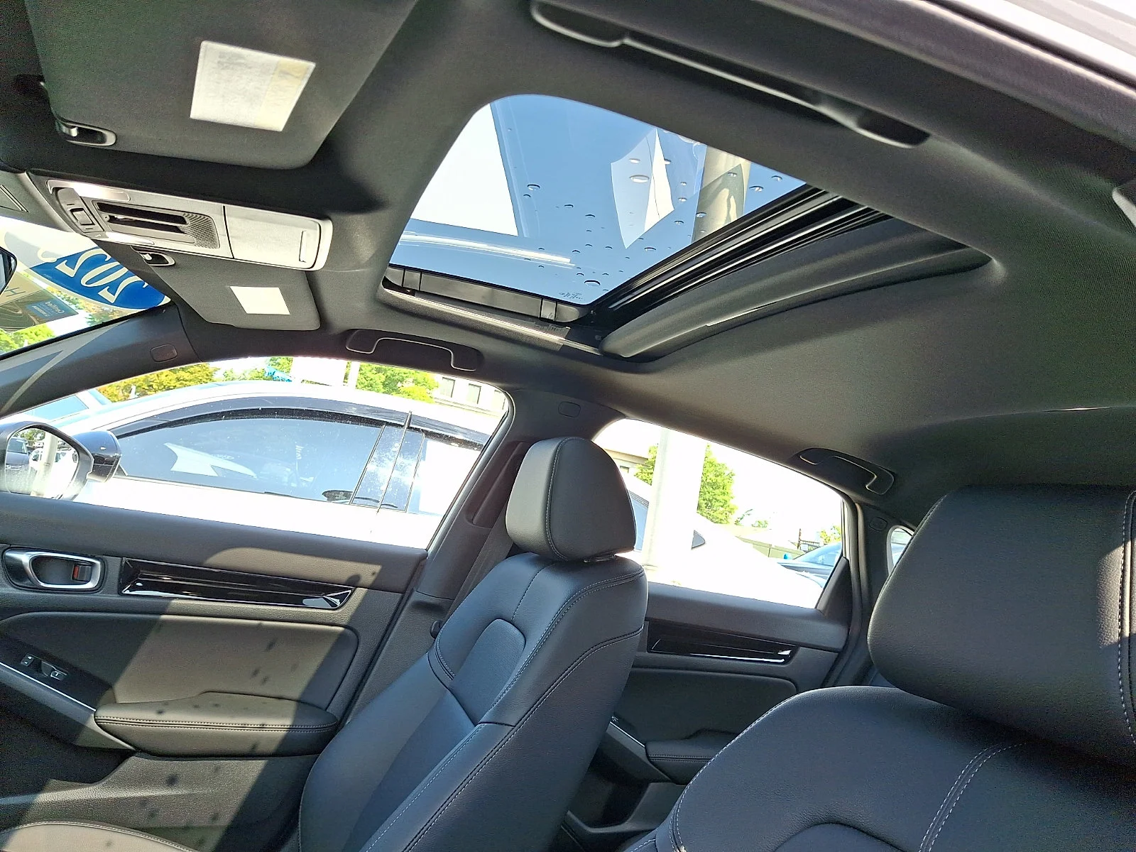 2025 Honda Civic Sport Touring - Photo 13