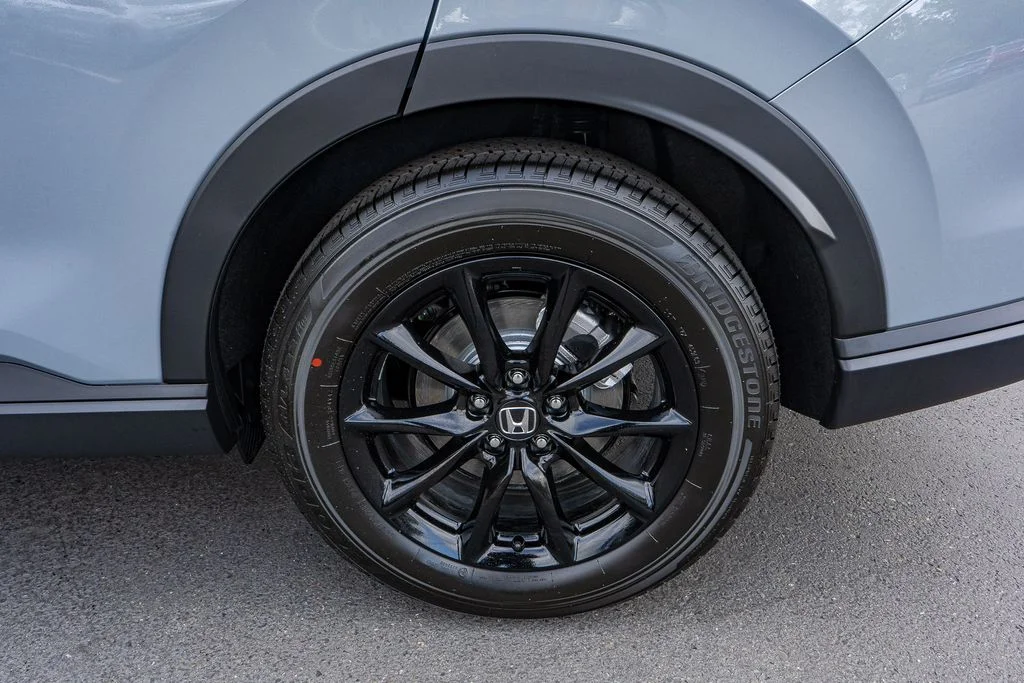 New 2026 Urban Gray Pearl Honda Sport-L image 10