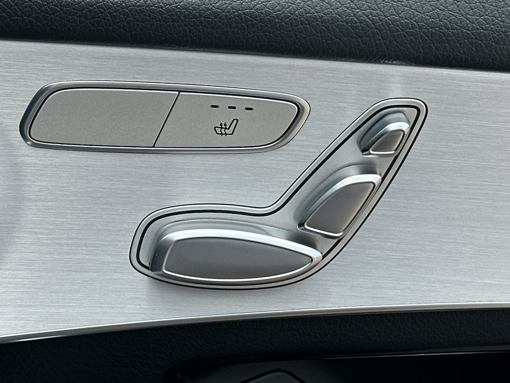 Used 2019 Polar White Mercedes-Benz 300 image 27