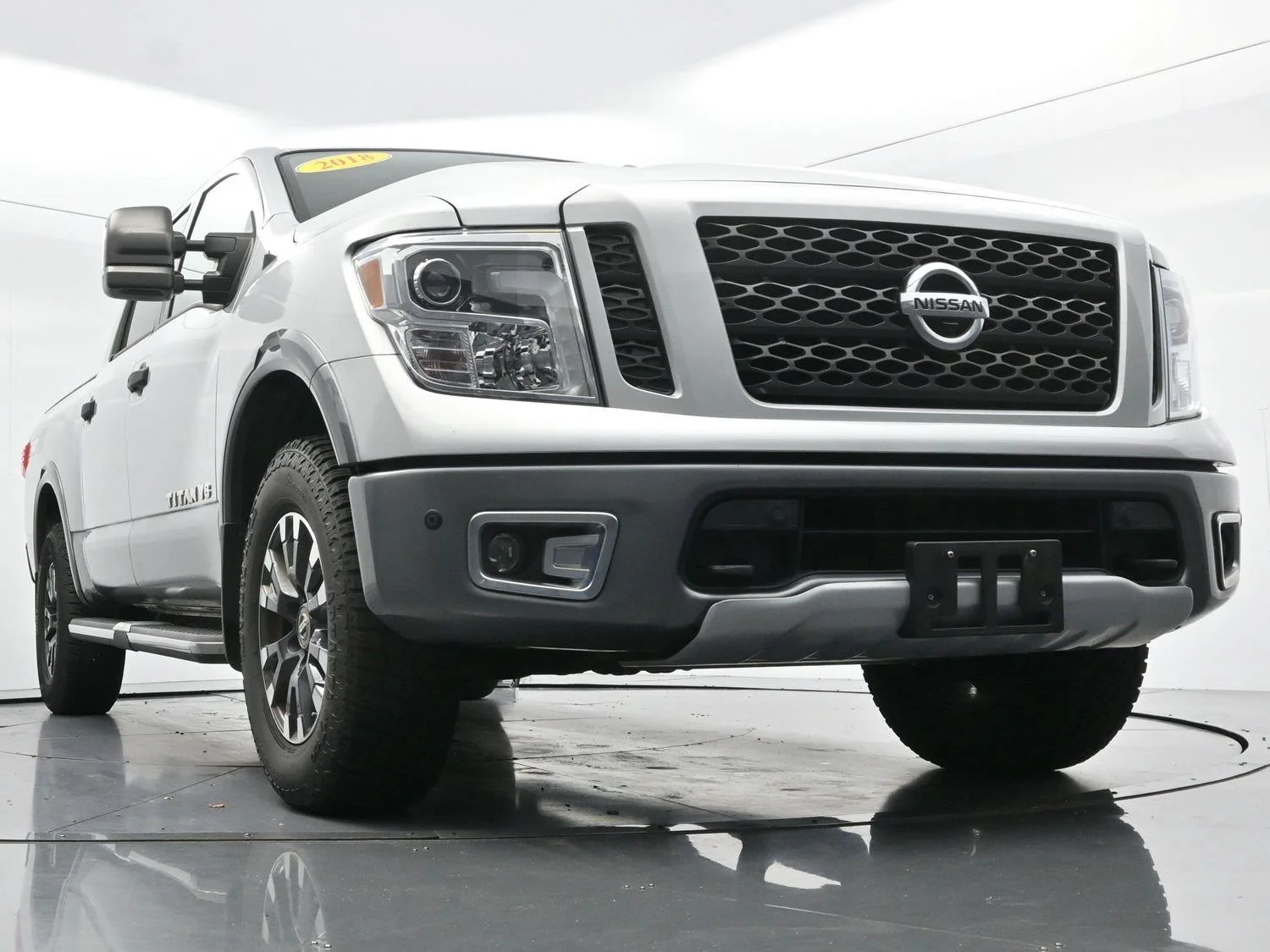 Used 2018 Brilliant Silver Nissan PRO-4X image 48
